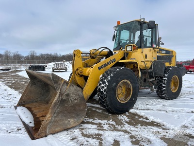 2010 Komatsu WA320-6 Wheel Loader