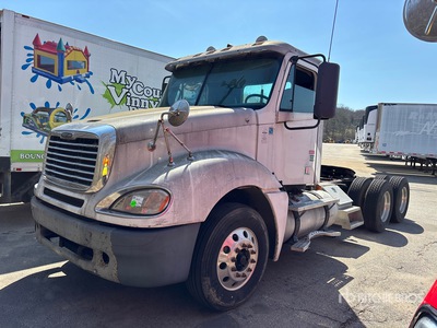 2007 Freightliner Columbia 120 6x4 T/A Day Cab Truck Tractor (Inoperable)