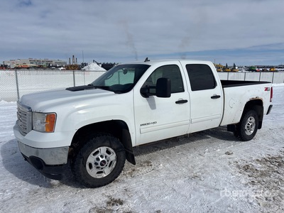 2014 GMC Sierra 2500HD SLE 4x4 Crew Cab Pickup