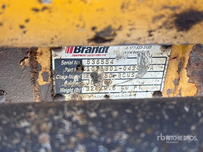 Brandt 41 in Q/C Cleanup Excavator Bucket - Fits John Deere 50G