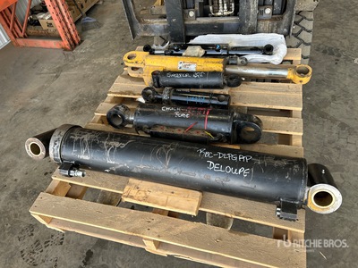 Quantity of (7) Cylinder