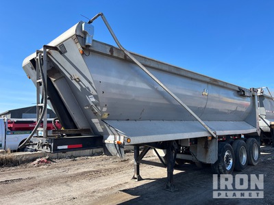 2009 J  Tri/A End Dump Trailer