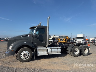 2020 Kenworth T880 6x4 T/A Day Cab Truck Tractor