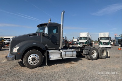 2020 Kenworth T880 6x4 T/A Day Cab Truck Tractor
