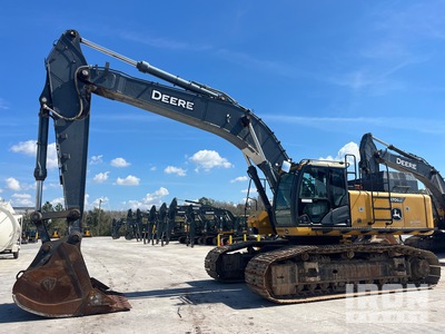 2022 John Deere 470G Tracked Excavator
