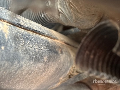 2010 Peterbilt 384 6x4 ادوات نقل