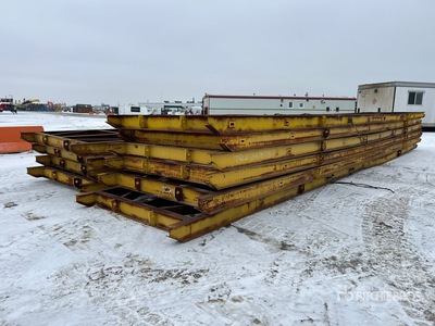 Quantity of (10) Steel Skid Frames Attrezzatura industriale