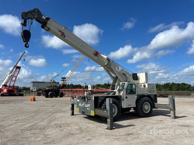 2017 Shuttlelift SCD25 50000 lb 4x4x4 25 Ton Carry Deck Crane