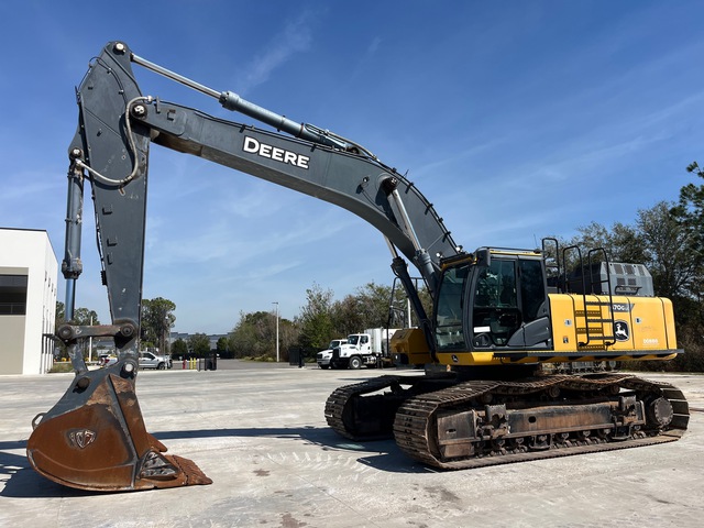 2022 John Deere 470G LC Tracked Excavator