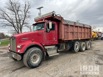 Kenworth W900 8x4 Twin-Steer Tri/A Dump Truck