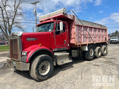 Kenworth W900 8x4 Twin-Steer Tri/A Dump Truck