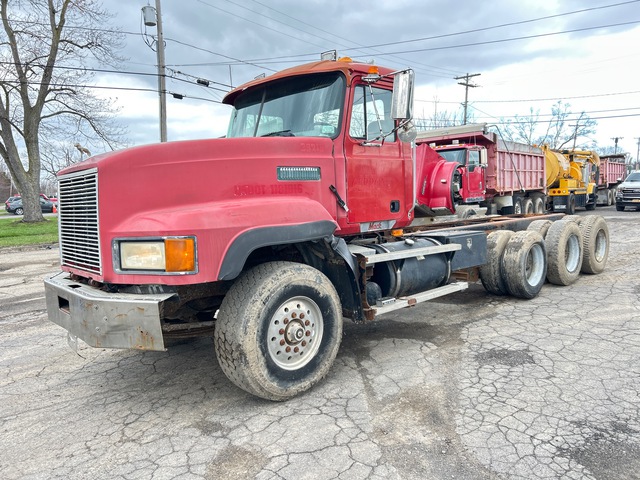 1996 Mack CL713 8x4 Twin-Steer Cab and Chassis