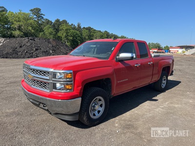 2015 Chevrolet Silverado 1500 4x4 Extended Cab Pickup