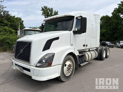 2007 Volvo VNL630 6x4 T/A Sleeper Truck Tractor