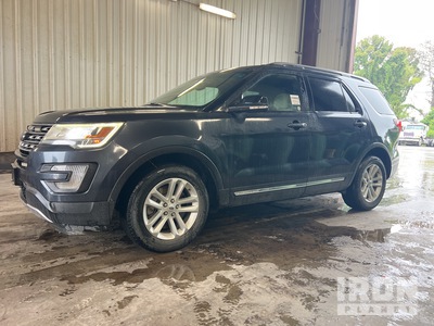 2017 Ford Explorer XLT XLT 2WD SUV