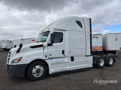 2022 Freightliner Cascadia 126 6x4 T/A Sleeper Truck Tractor