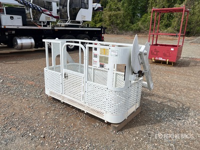 72 in 800 lb Personnel Basket - Fits Altec AC45-127S