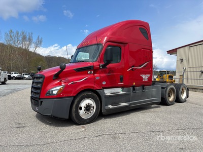 2020 Freightliner Cascadia 126 6x4 Sleeper Truck Tractor