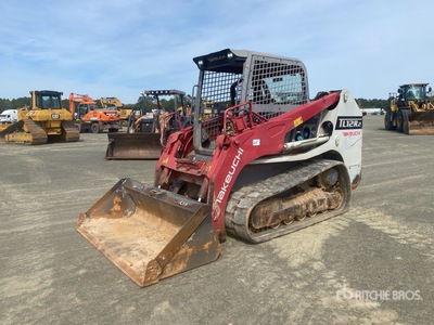 2015 Takeuchi TL8 Compact Track Loader