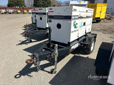 2005 Multiquip DF027012 25 kW Mobile Generador
