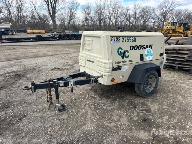 2012 Ingersoll Rand P185JDW 185 cfm Mobile Air Compressor