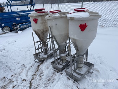 Quantity of (3) Mélangeur d'aliments pour animaux