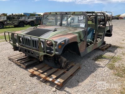 2007 AM General M1097R1 HMMWV 4 Door w/Truck Body