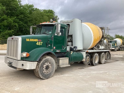 2016 Peterbilt 365 10x4 Mixer Truck