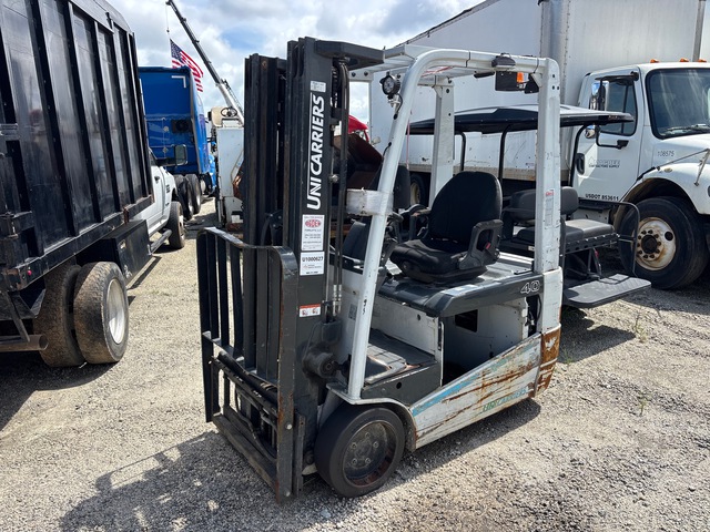 2016 UniCarriers AG1N1L20V 3500 lb Electric Forklift (Inoperable)