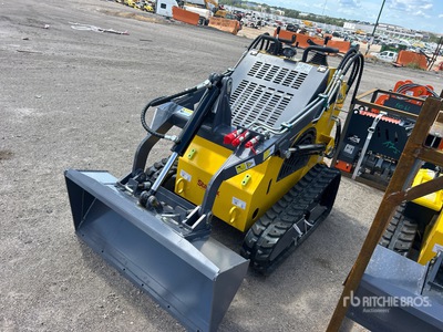 2026 STARVOX SV-480 Mini Chargeuse sur rails compacte (Unused)