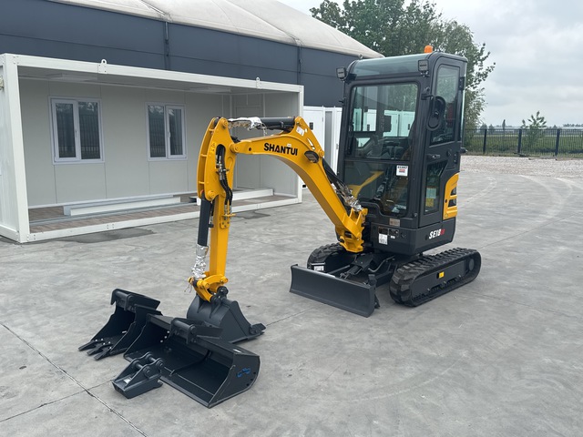 2025 Shantui SE18SR Mini Excavator (Unused)