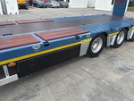 Trailer Chassis with Marker Lights Functional