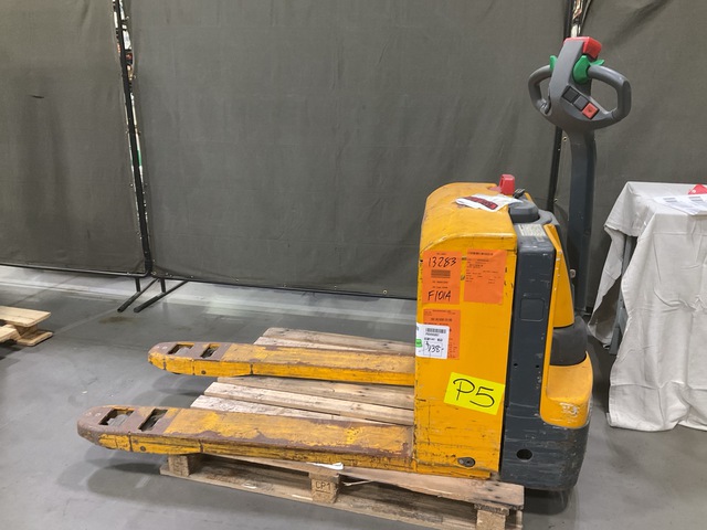 Multition ELE AC 45 27 X 48 Pallet Jack