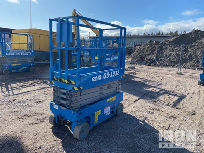 2016 Genie GS1932 Scissor Lift