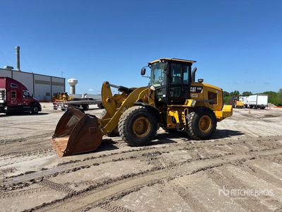 2013 Cat 938K Pala gommata