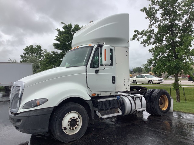2017 International LA687 4X2 T/A Day Cab Truck Tractor