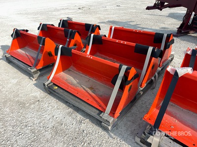 Quantity of (3) 47 in General Purpose Pin-On Benne frontale pour tracteur