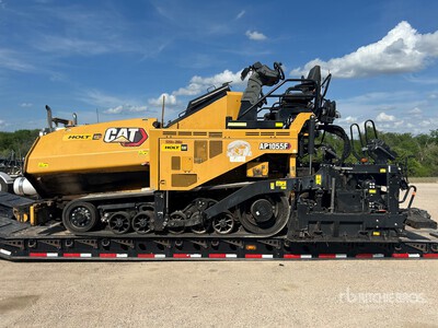 2019 Cat AP1055F Asphalt Paver