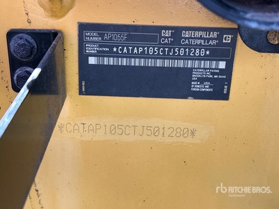 2021 Cat AP1055F Track Asfalteermachine