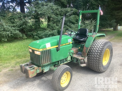 1990 John Deere 870 2WD Tractor