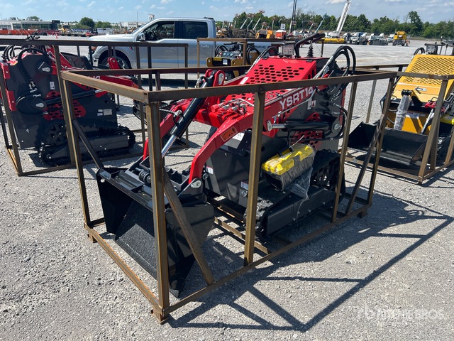 2026 AGT YSRT14 Mini Compact Track Loader (Unused)