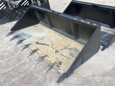 Mid-State 84 In High Capacity w/Teeth スキッドステア用バケット (Unused)