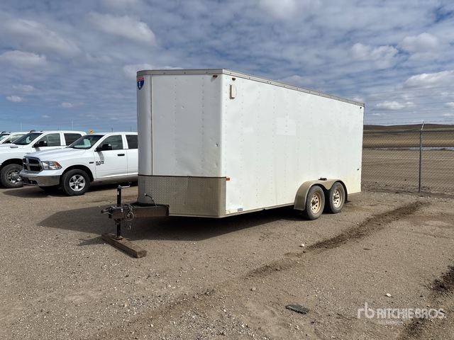 2015 Interstate 15 ft T/A Enclosed Trailer