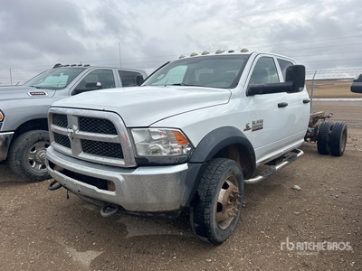 2014 Ram 5500 4x4 Crew Cab Cabina y chasis