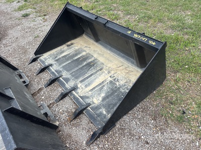 Mid-State 68 in High Capacity w/ Teeth Benna per mini pala (Unused)