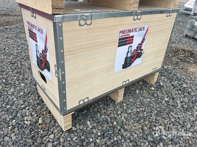 2026 STARVOX JB80T-2 80 ton Pneumatic/Hydraulic Floor Jack (Unused)