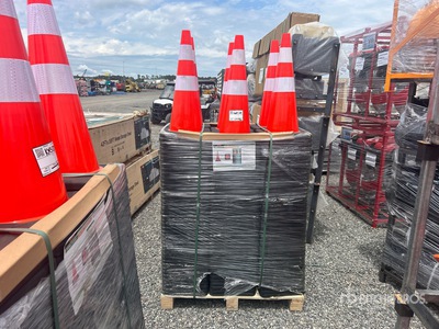 Quantity of (250) 2026 STARVOX TC-250P 28 in PVC Safety Traffic Cones (Unused)