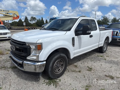 2020 Ford F-250 4x2 Extended Cab Pickup (Inoperable)