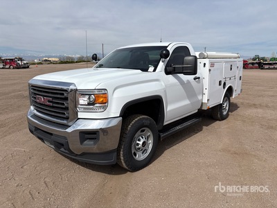 2016 GMC Sierra 2500 4x4 Utility Truck