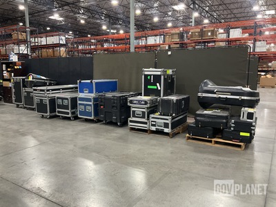 (22) Assorted Transport Cases